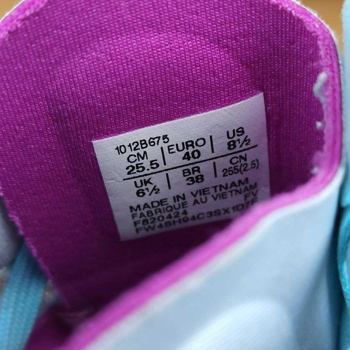 Кросівки Asics Gel Noosa Tri 16 Розмір 40 (25,5 см.)