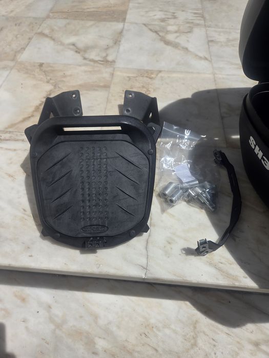 Topcase Shad SH33