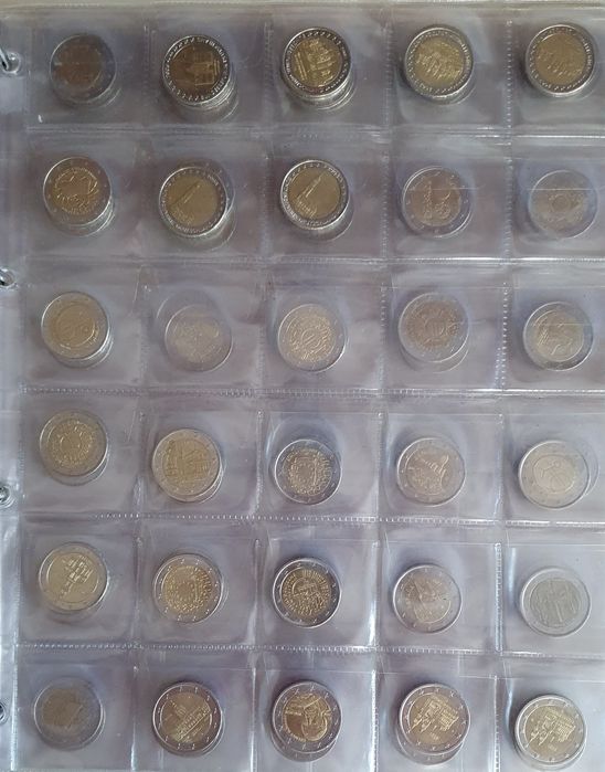 Moedas de euros comemorativas e correntes