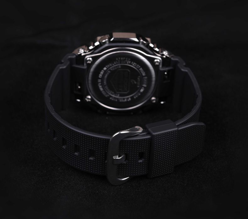 Годинник чоловічий Casio G-Shock GM-2100-1A новий оригінал