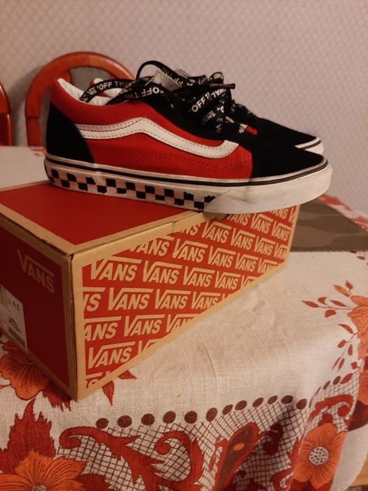 Vans Old Skool (Logo Pop) Black/True Whi rozmiar 36