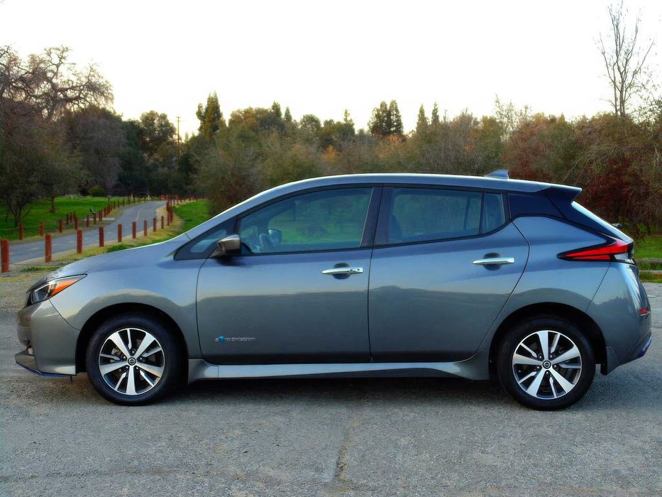 Nissan LEAF S Plus      2019