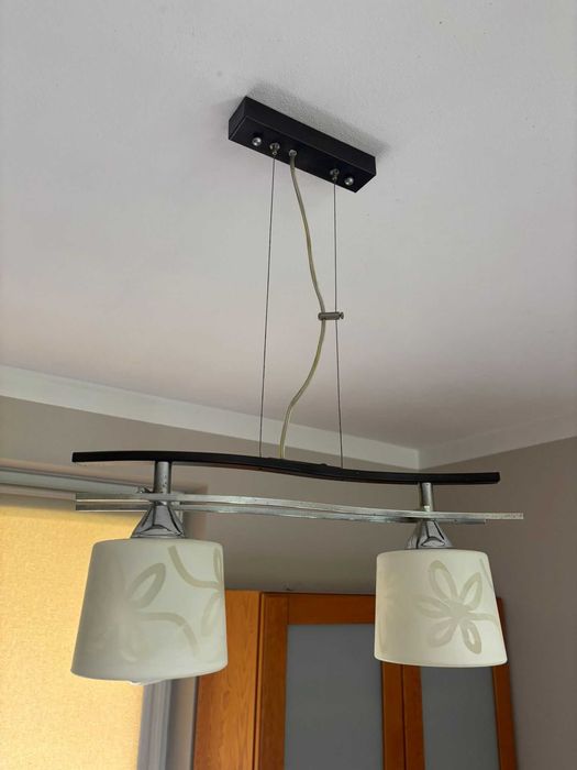 Zestaw oświetlenia, lampy i kinkiety