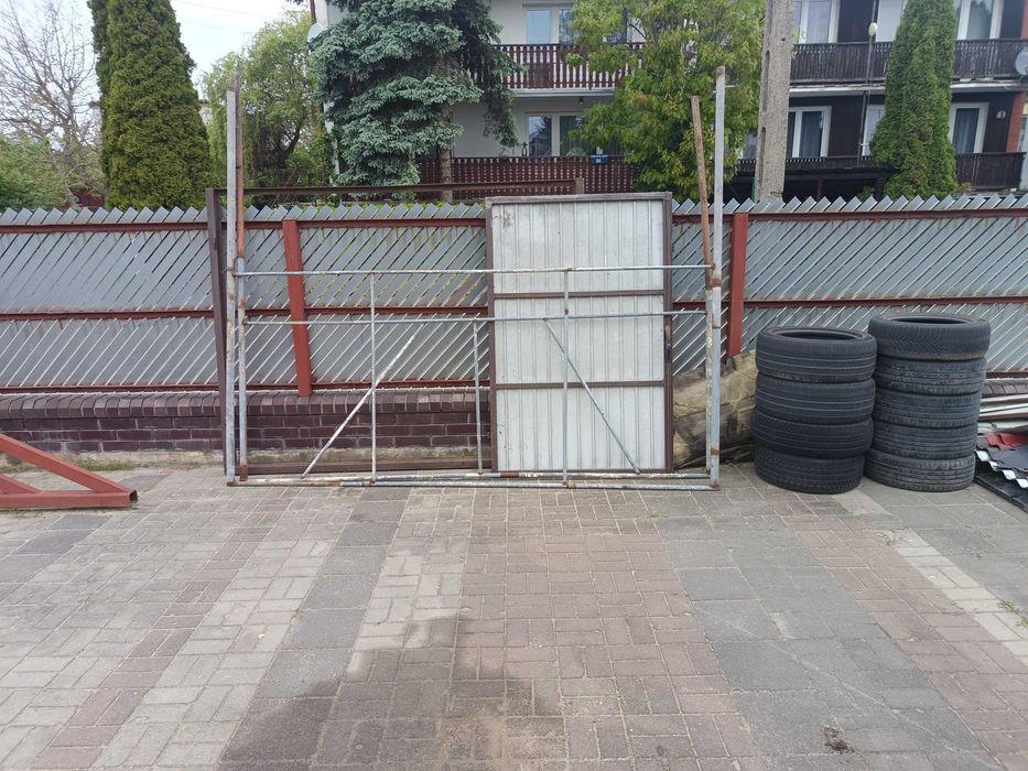 konstrukcja stalowa pod szyldy reklamę