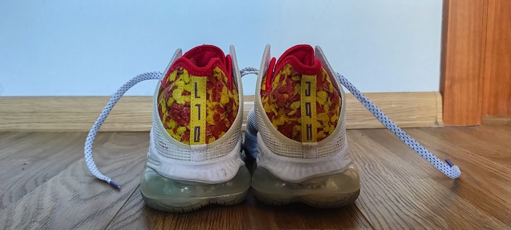 Buty Nike LeBron 19 low Fruity Pebbles