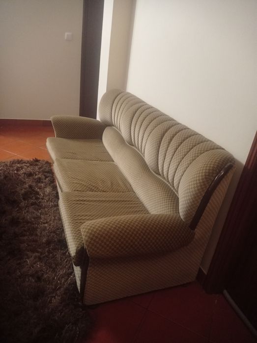 Sofá cama com pouco uso