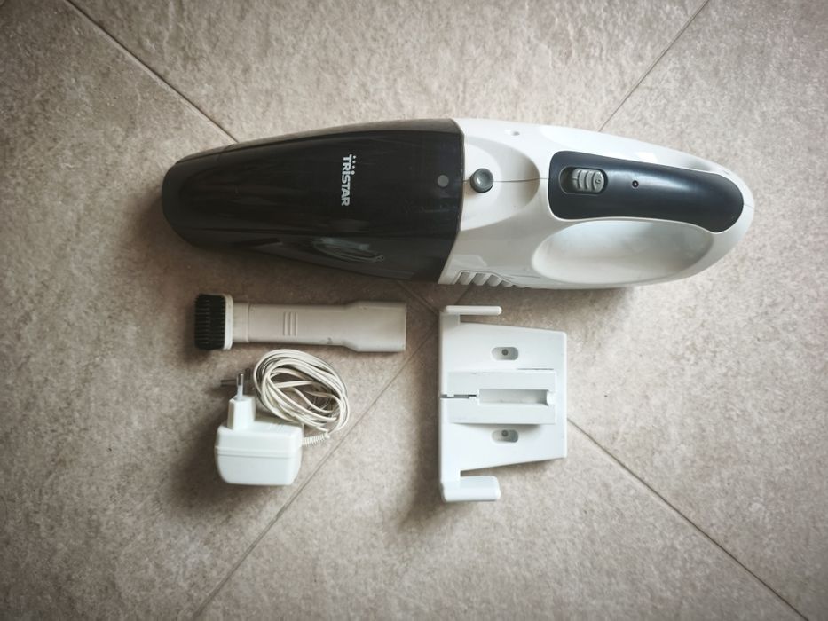 Mini Aspirador TRISTAR KR-2176