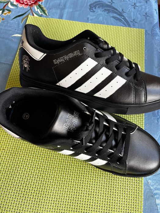 Limited Edition Iron Maiden Estilo Stan Smith