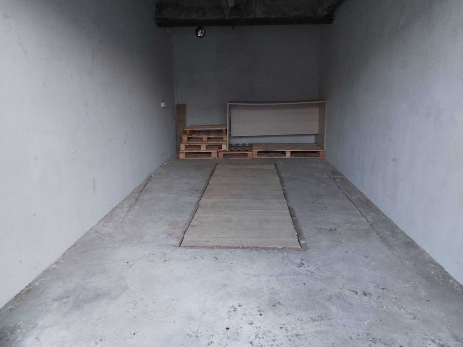 Garaż do wynajęcia przy ulicy Zakładników