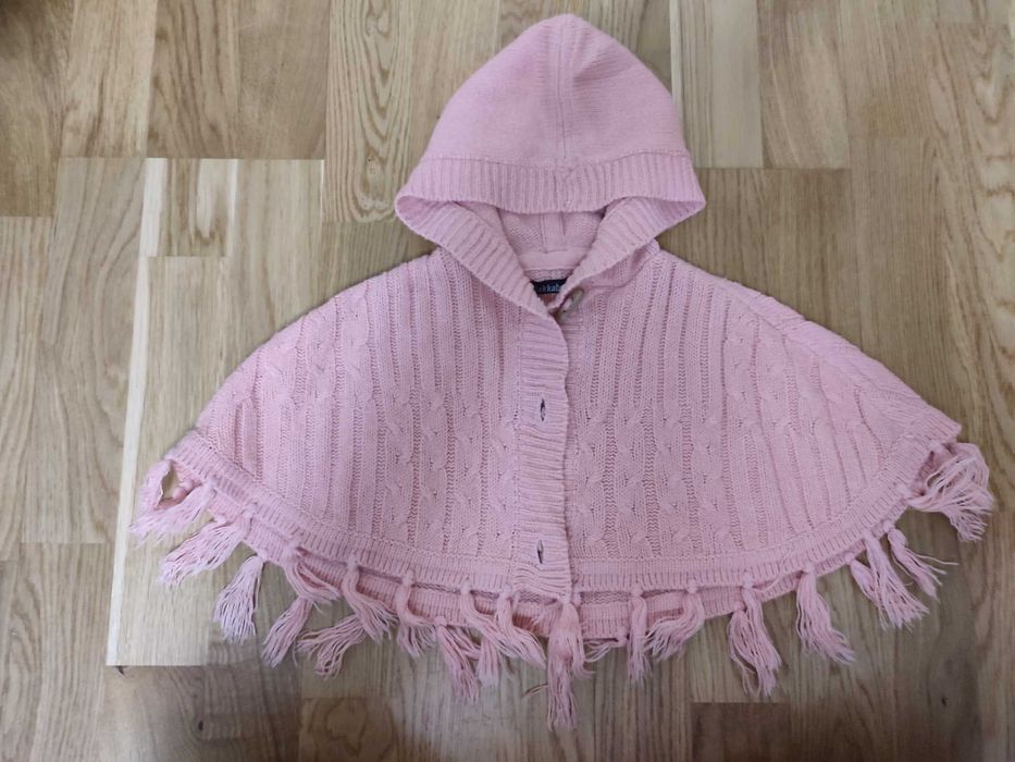Różówe ponczo narzutka sweterek z kapturem 80 86 92