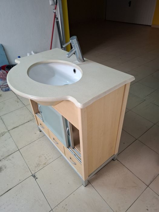 Movel de casa de banho