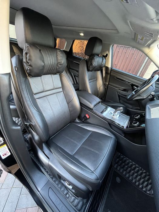 Land Rover Range Rover Evogue P250 S 2022 рік