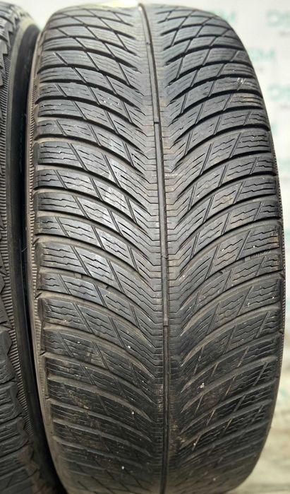 Скад шин б/в. 235/50 R19 Michelin Pilot Alpin PA5