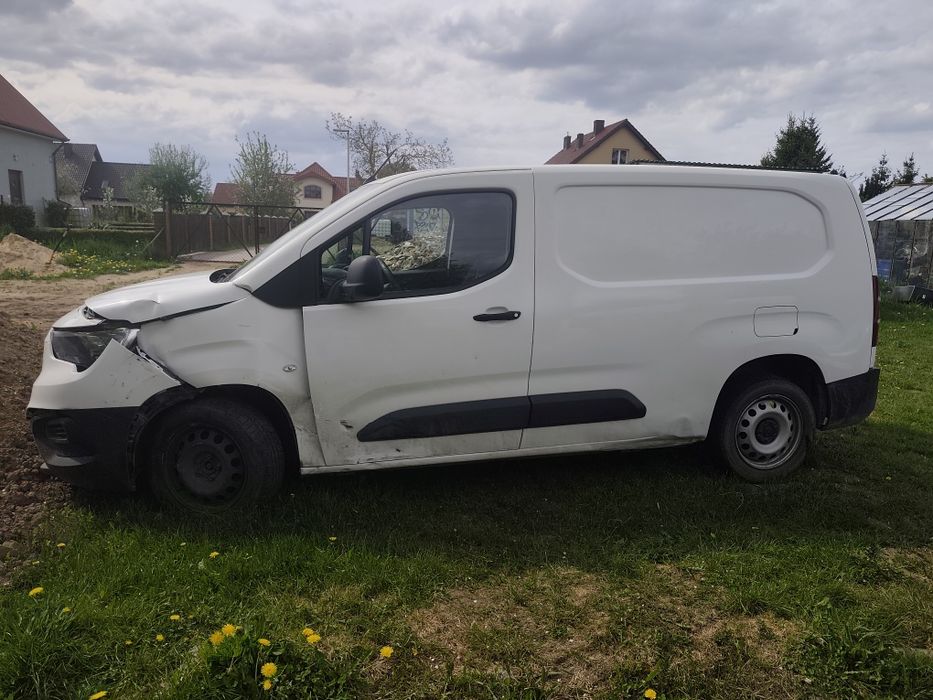 OPEL Combo E 2019r