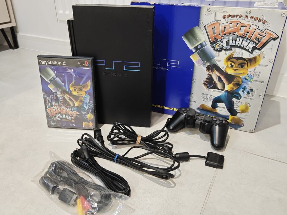 Konsola PlayStation2, SCPH-39000RC,HDD 320GB, network Adaptor