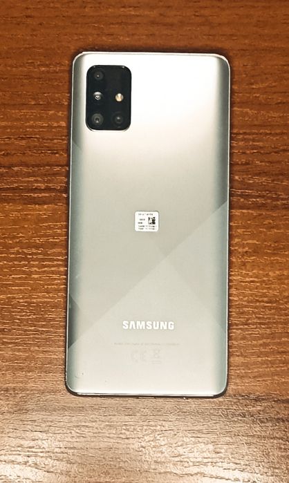 Samsung a71- stan idealny