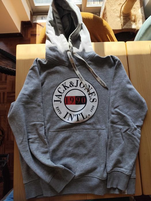Camisolas Sweatshirts Hoodies - como novas