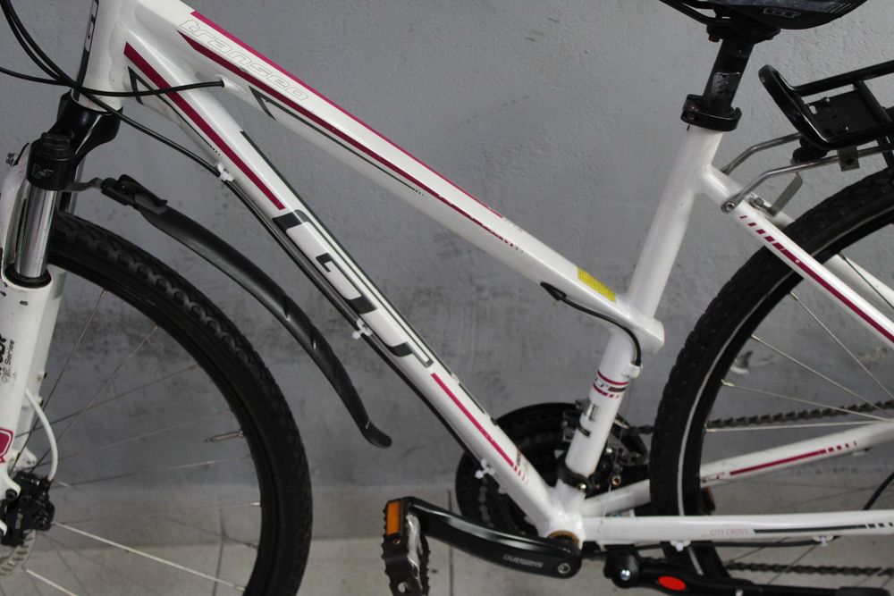 Rower crossowy GT TRANSEO, Rama S/48 cm, Koła 28",Shimano Alivio