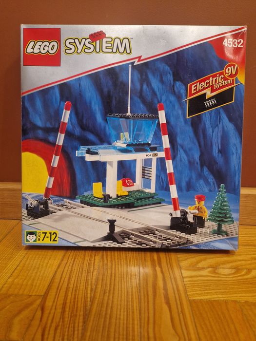 Lego 4532 train 9v system