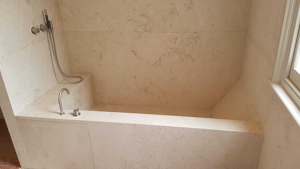 Usługi glazurnicze, montaż kamienia naturalnego
