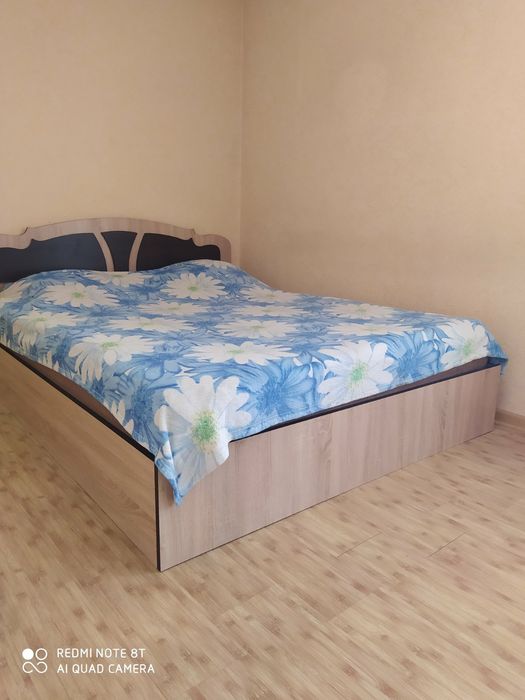 Ж/Д вокзал,Буд Офіцерів 1 к квартира подобово, почасово