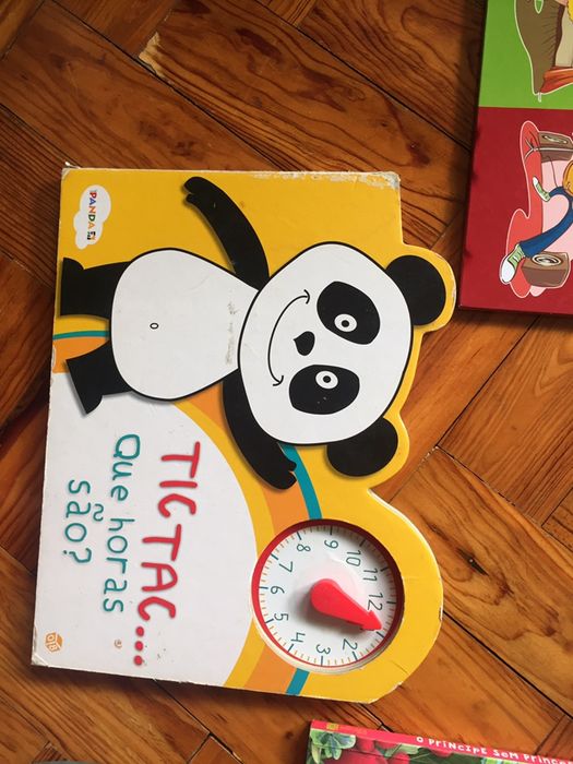 Livros infantis como novos