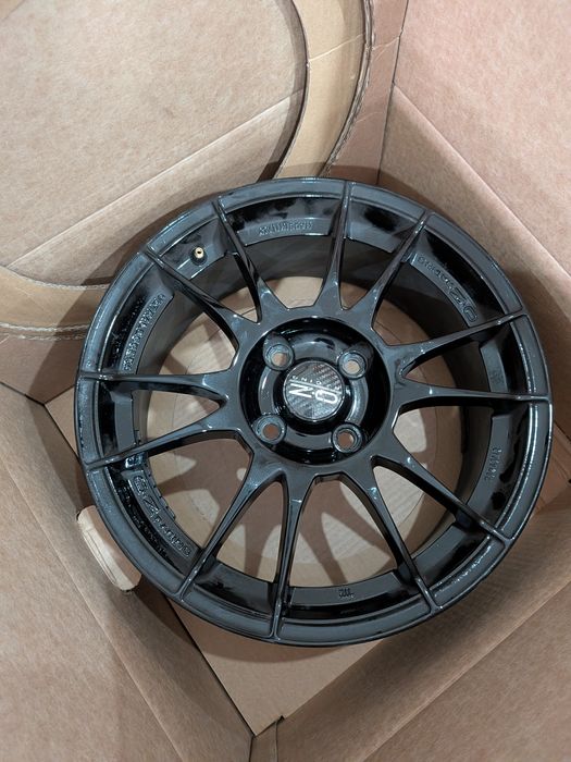 Jantes OZ ultraleggera 16 4x108 originais