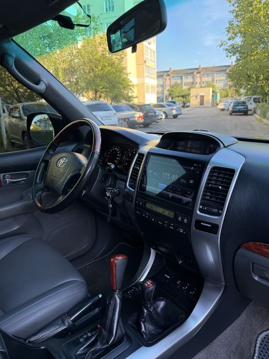 Продам Toyota Land Cruiser Prado 120