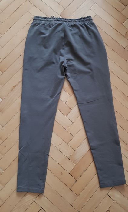 Spodnie dresowe damskie