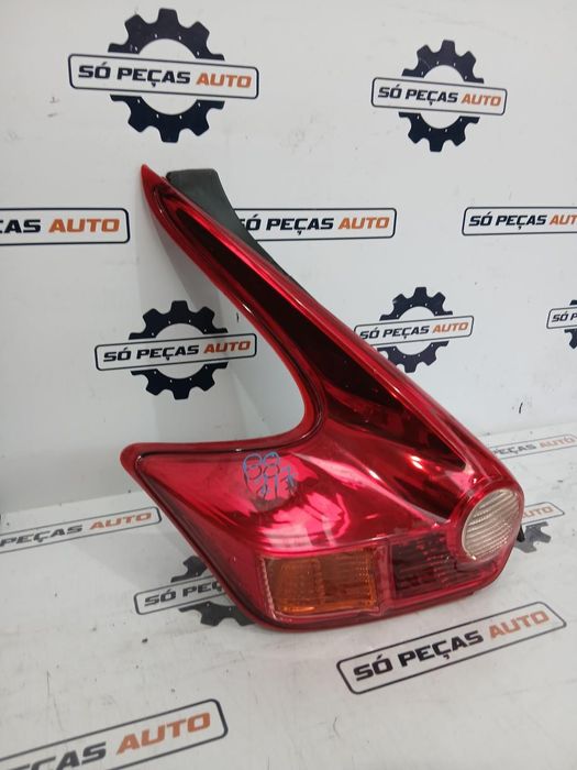 FAROLIM ESQUERDO PRETO NISSAN JUKE F15 1.5DCI 2010-2019 ANO: 2016