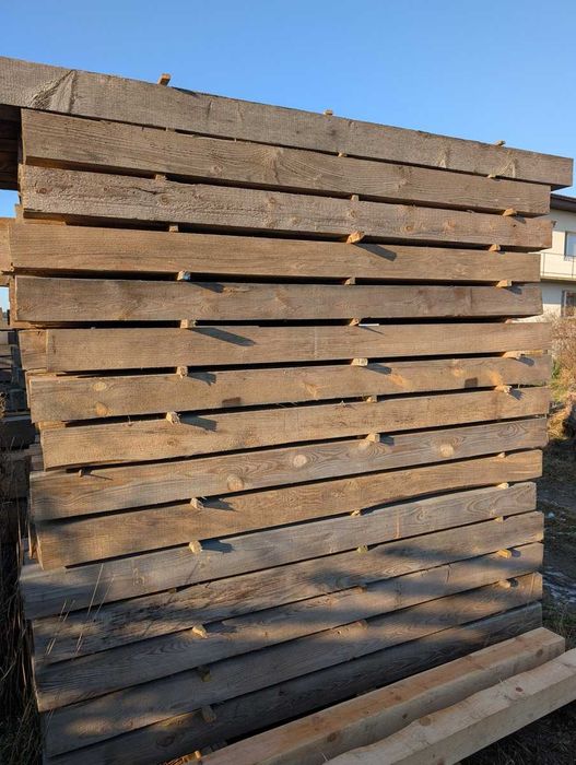 Belki sosnowe różne rozmiary, tarcica sosnowa, drewno sosnowe.