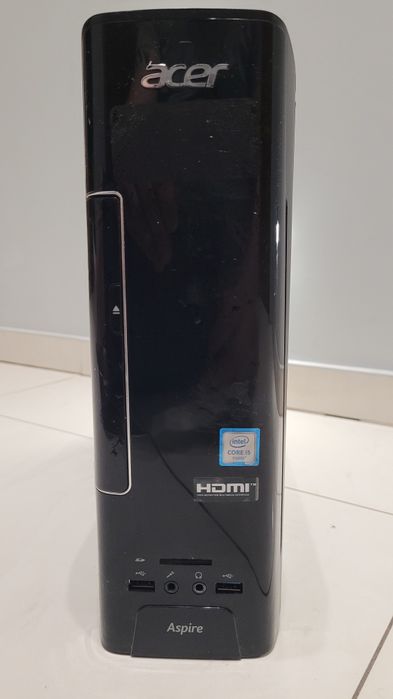 Komputer stacjonarny w zestawie