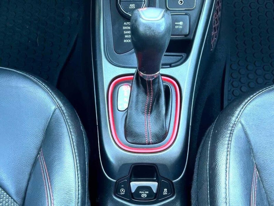 Jeep Compass Trailhawk      2018