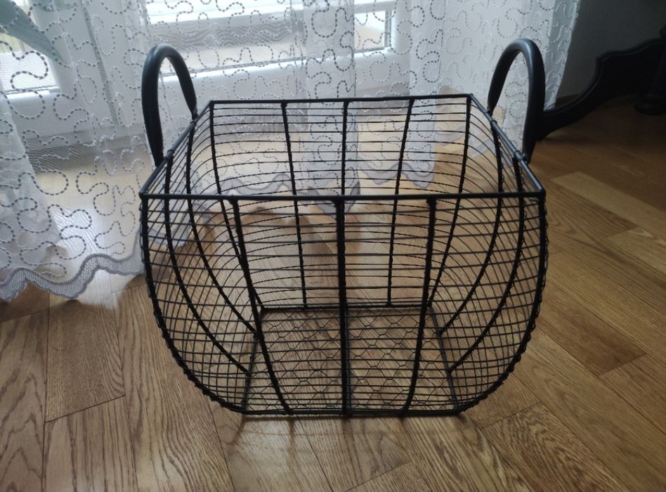 Ozdobny metalowy koszyk kosz organizer pojemnik
Ozdobny metalowy koszy