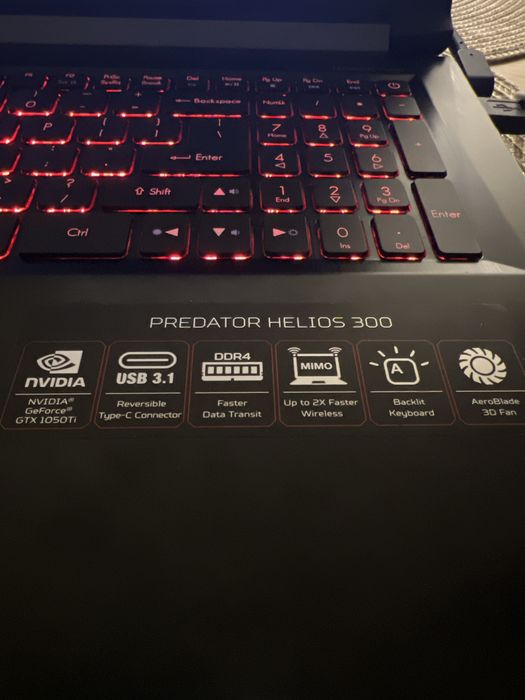 Sprzedam Laptop Gamingowy Acer Predator Helios 300