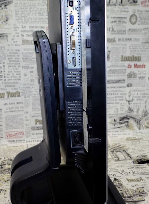 Монитор: HP LA1905WG/08w 1440x900 DVI,DP,VGA .Гарантия