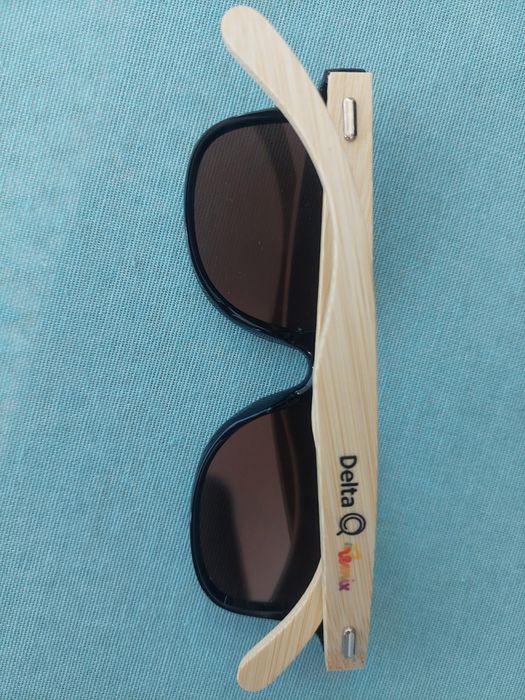 Óculos de sol por estrear