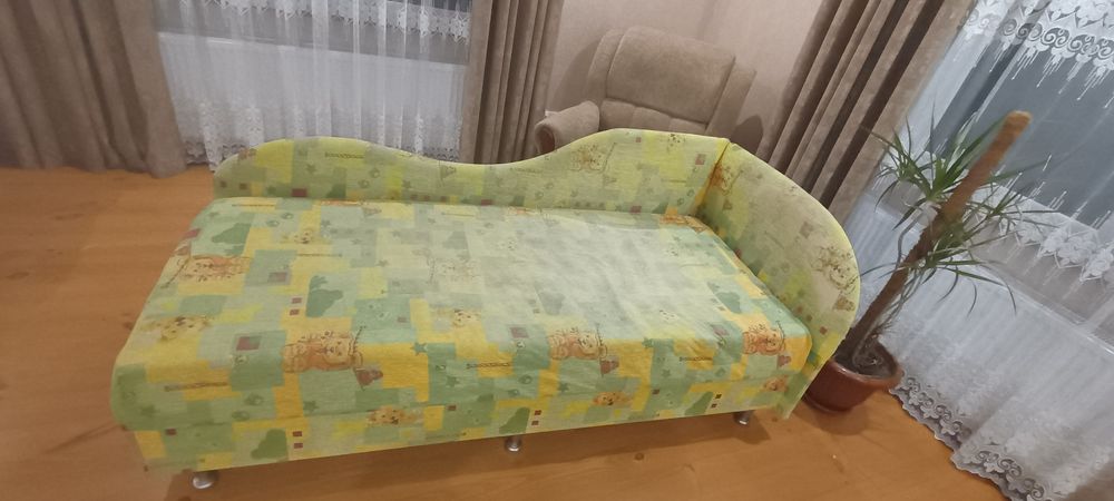 Софа,диван,ліжко м'яке