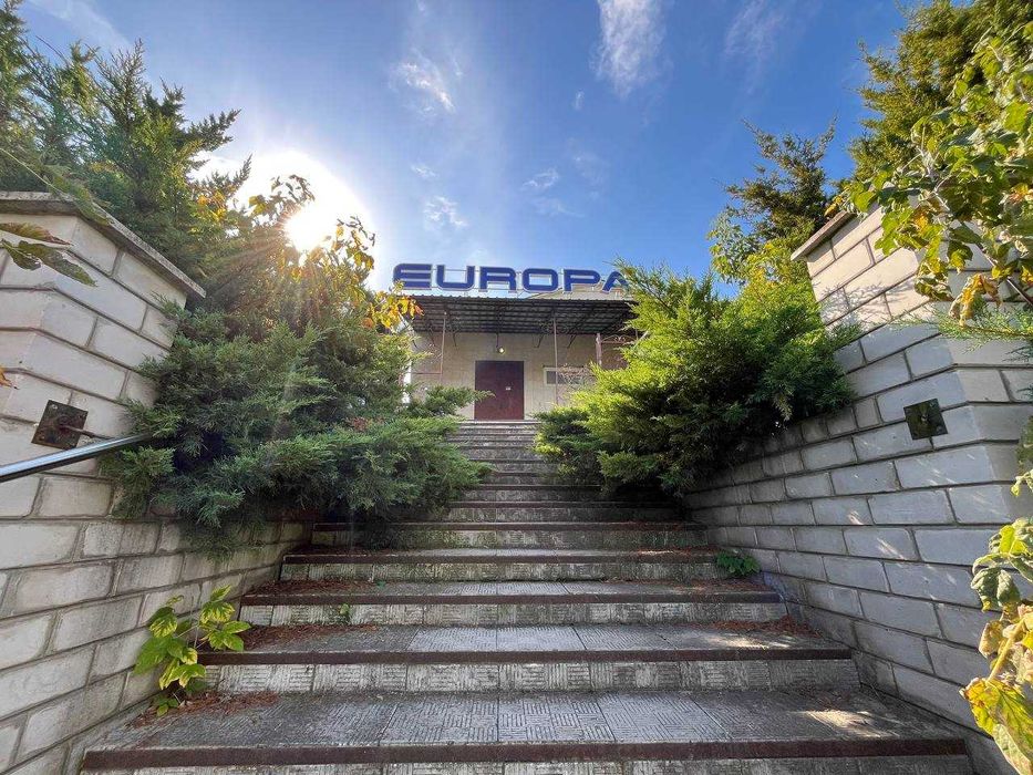 Оренда приміщення 252.9м2/ БК Бабаї/ Червона лінія