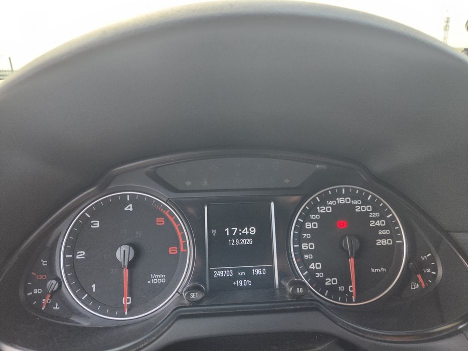 Audi Q5 TDI 170KM ZŁOTA