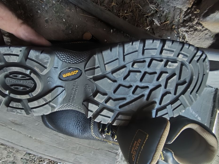 Ботинки рабочие Манго