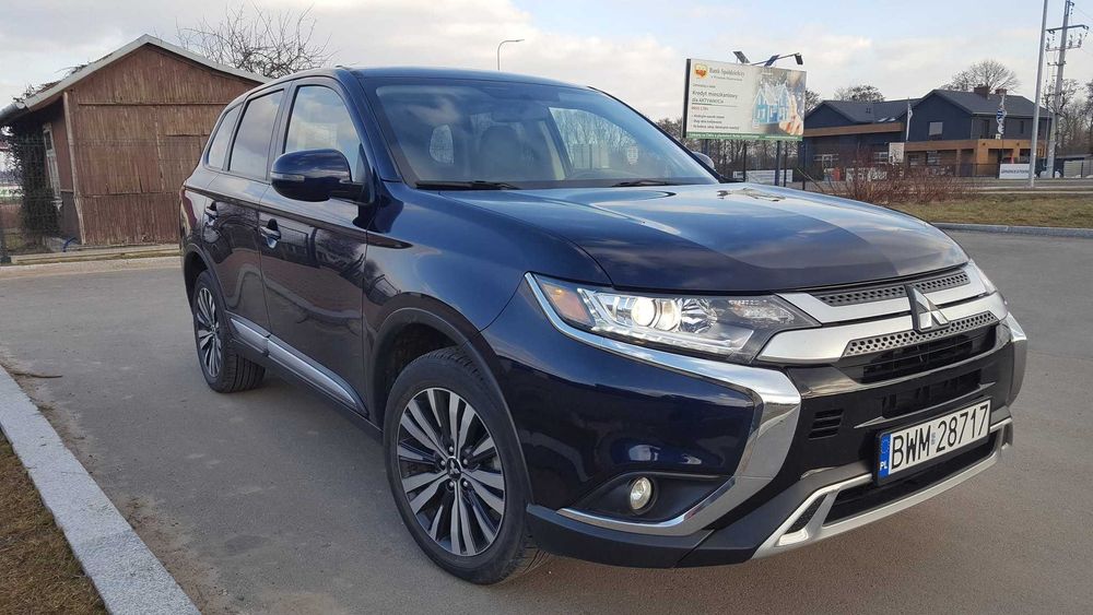 Mitsubishi Outlander III