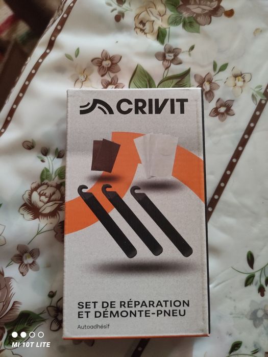 Замок,тормозні колодки та інше для велосипеда