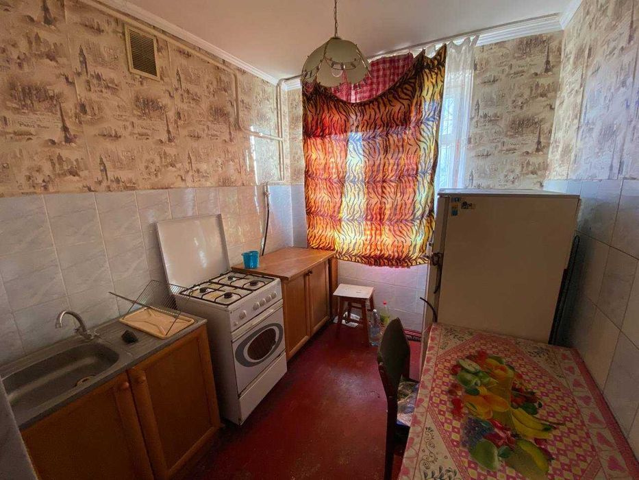 В оренду 1 кімнатна квартира по вул. Берестовська (Пушкіна)