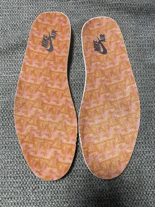 Air Jordan 1 Retro High Lucky Green