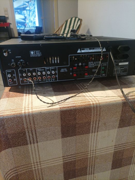 Kenwood KR-4050 amplituner