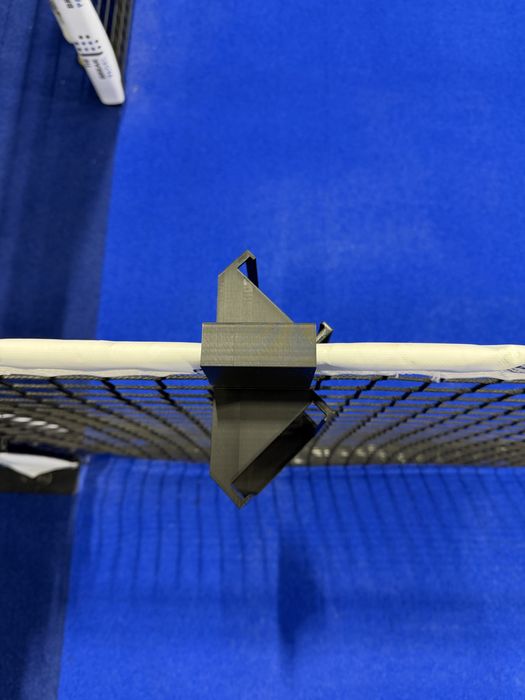 Suporte para telemóvel, ideal para redes de ténis ou padel