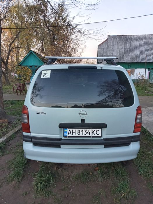 Продам вэн 7 мест.