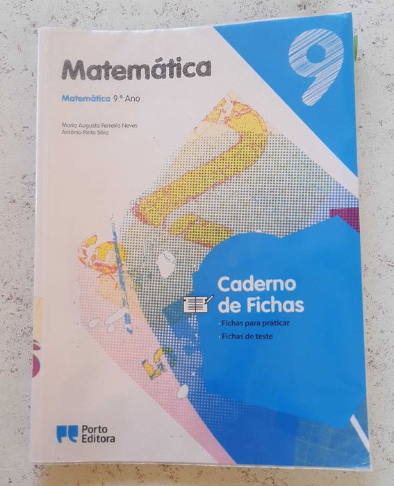 Cadernos de atividades e alguns manuais