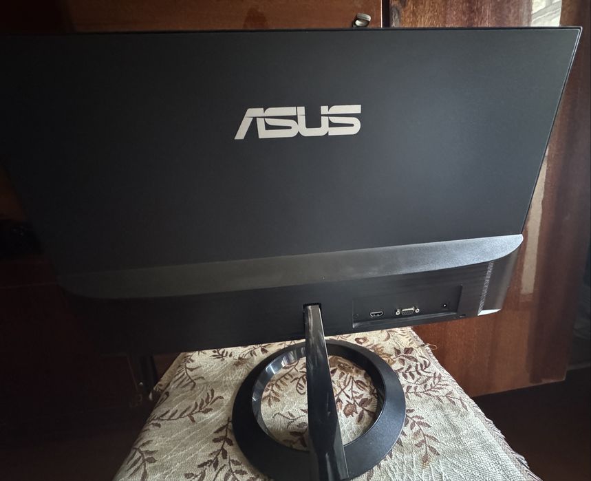 монитор Asus новий 23.8""